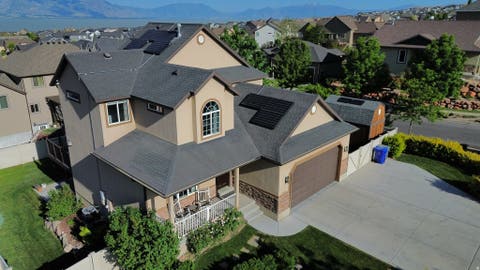 Homes For Sale - 2568 S Palomino Dr<br/> Saratoga Springs, UT 84045