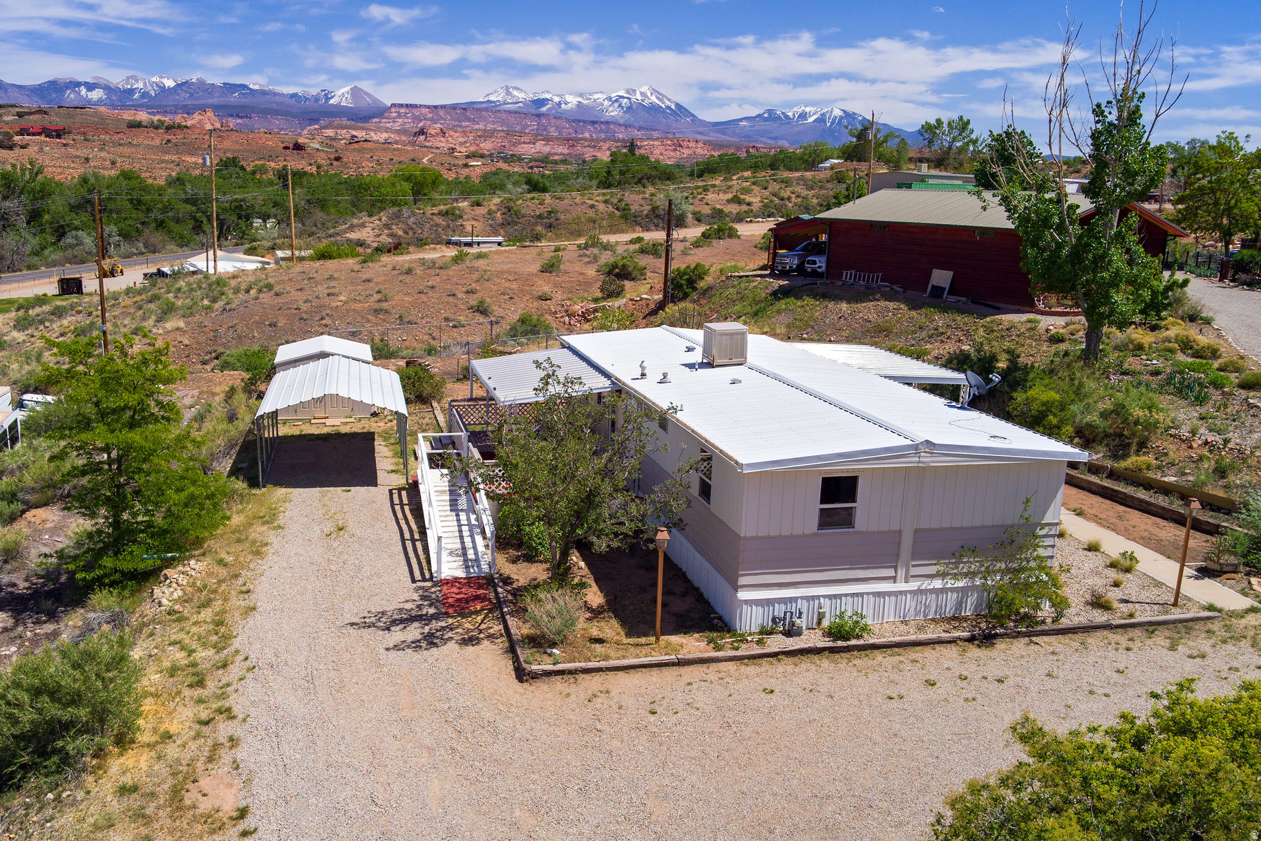 LOPEZ MINOR - Residential