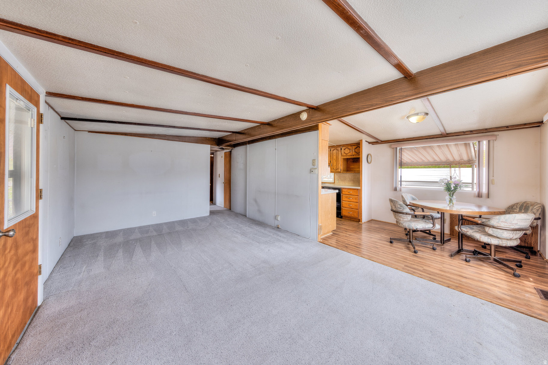 LOPEZ MINOR - Residential