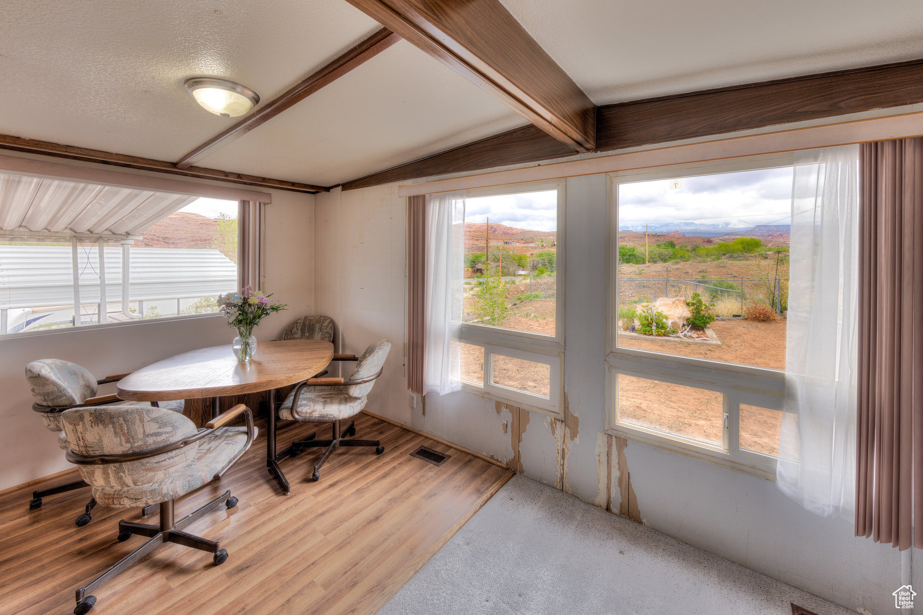 LOPEZ MINOR - Residential