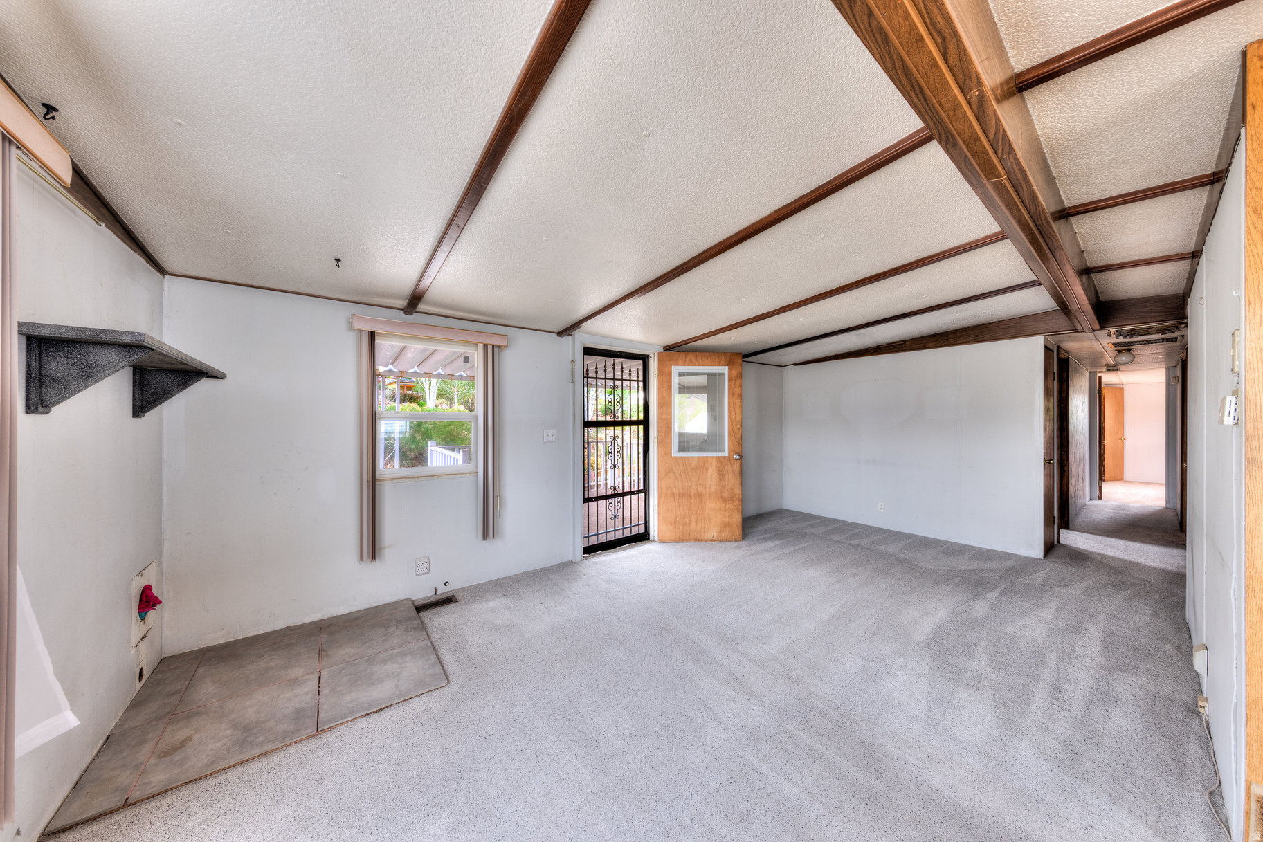 LOPEZ MINOR - Residential