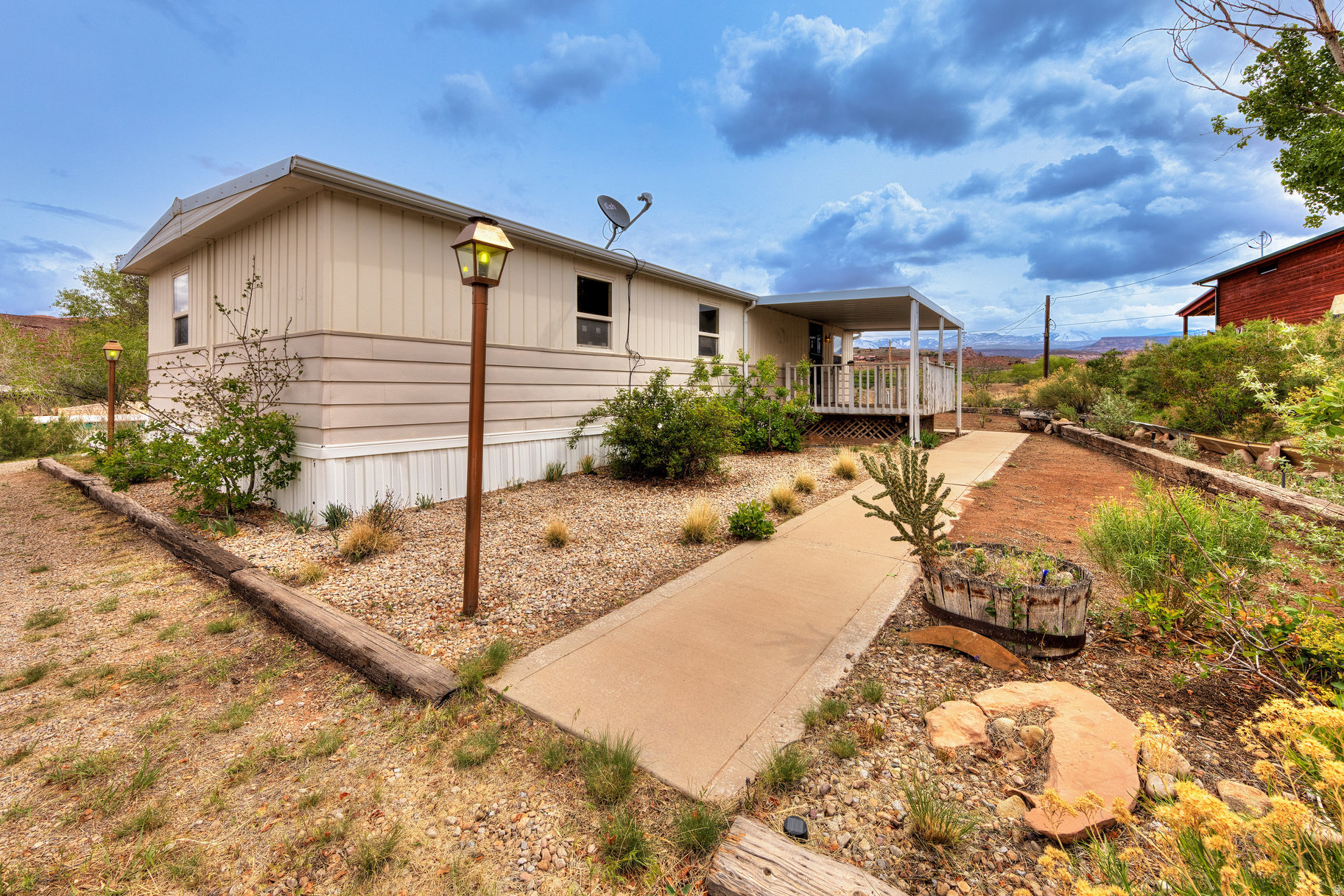 LOPEZ MINOR - Residential