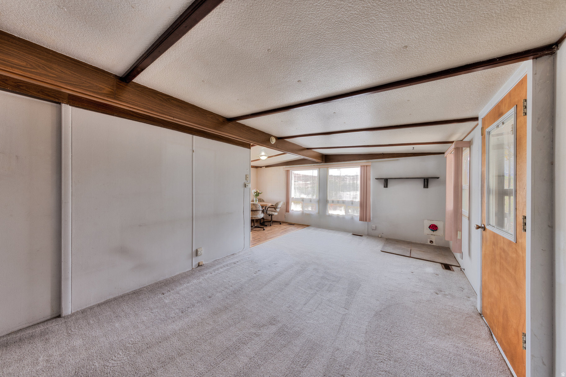 LOPEZ MINOR - Residential