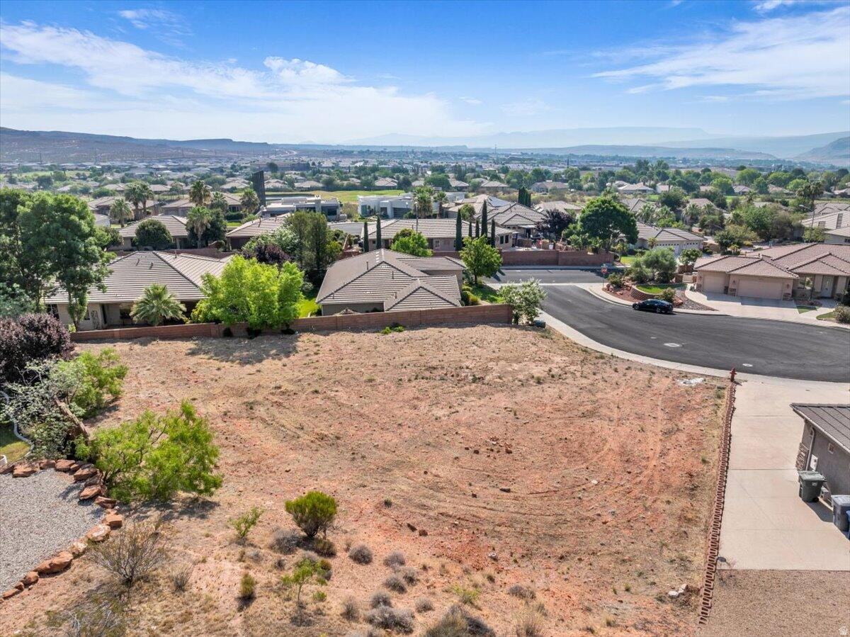 KNOLLS AT GREEN SPRINGS - Land