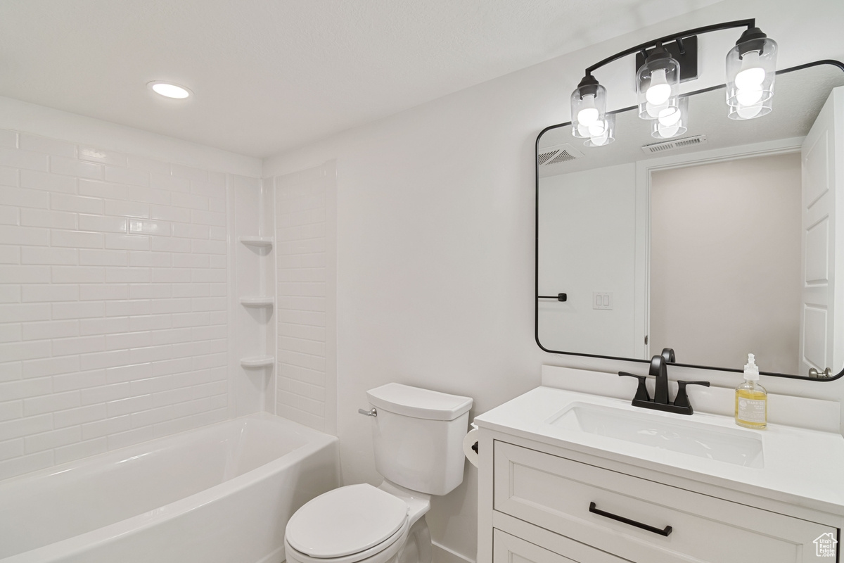 INDEPENCENCE AT THE - Residential