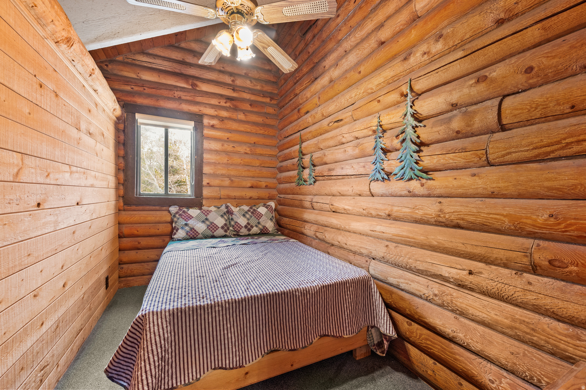 WILDERNESS ACRES - Land