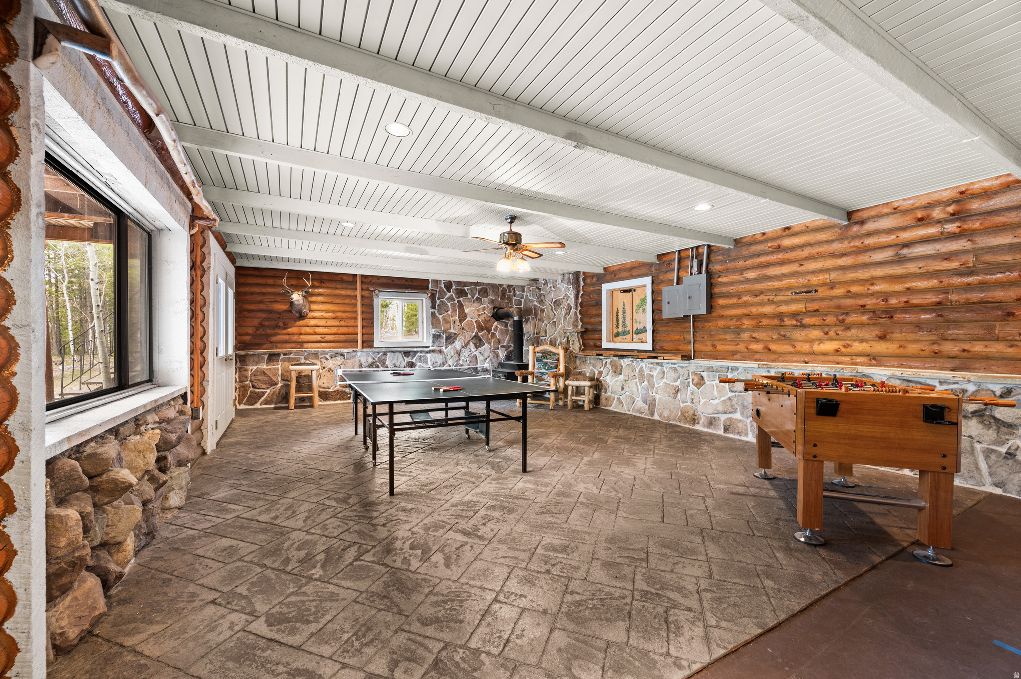 WILDERNESS ACRES - Land