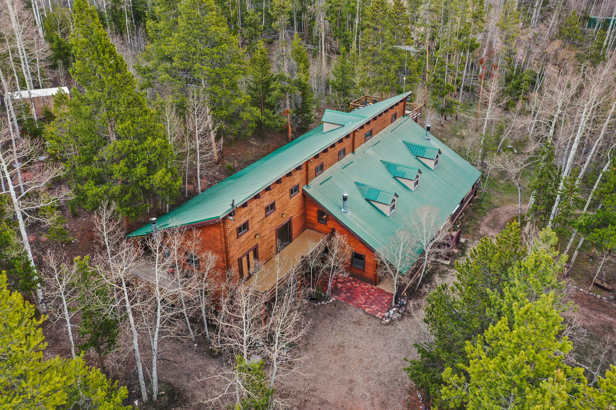 WILDERNESS ACRES - Land