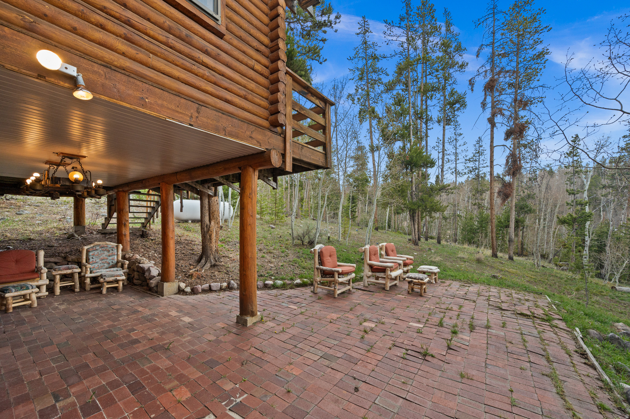 WILDERNESS ACRES - Land
