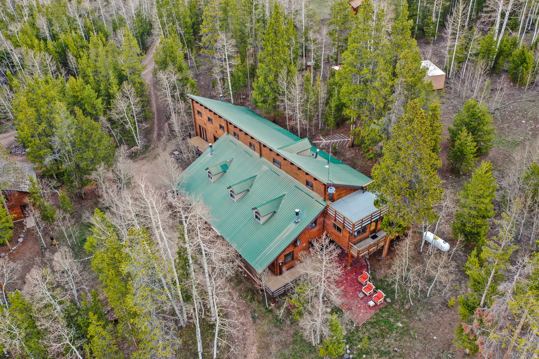 WILDERNESS ACRES - Land