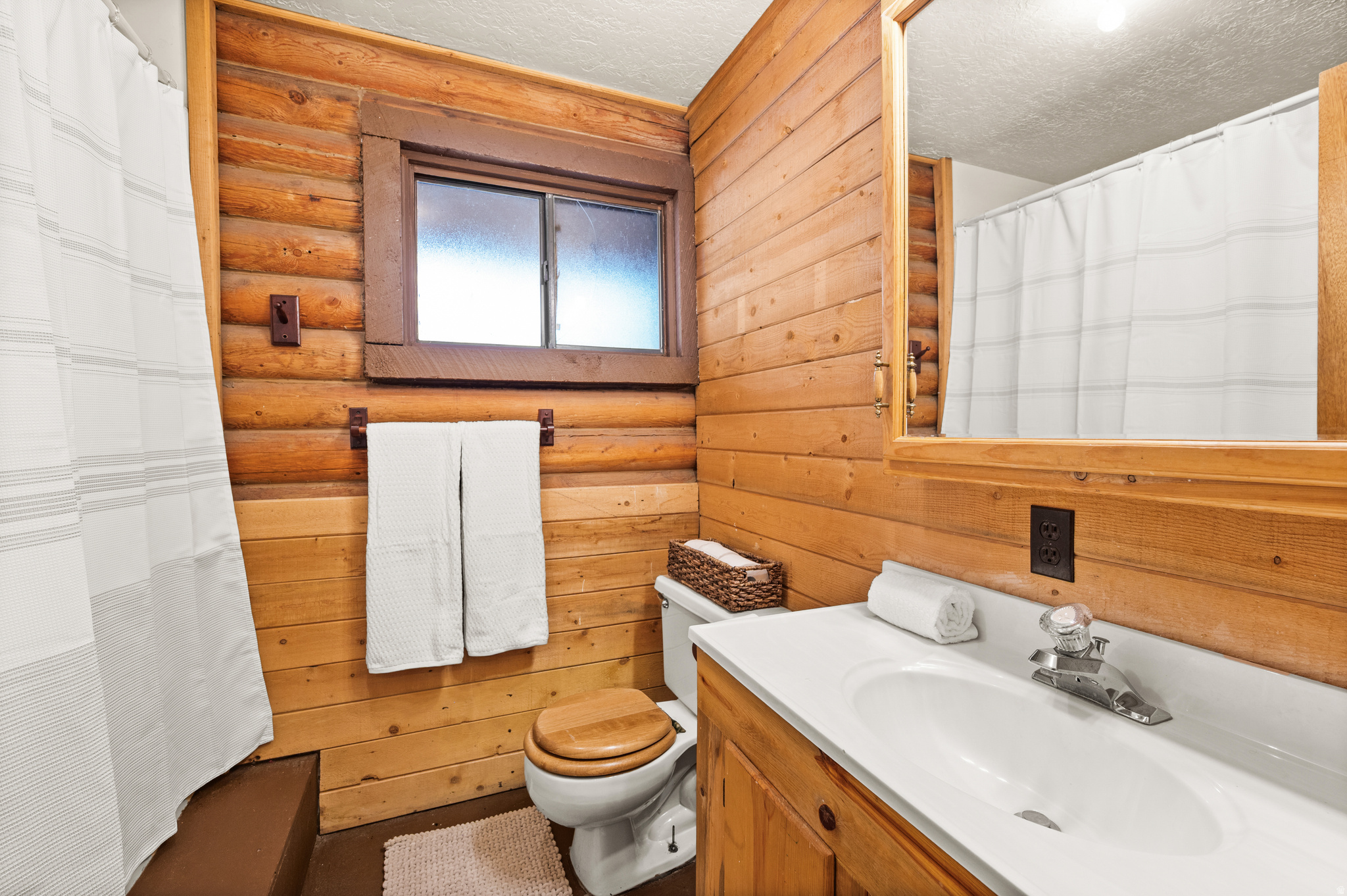 WILDERNESS ACRES - Land