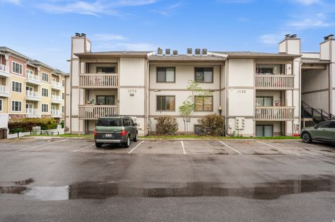 Photo of 1770 S KEYVIEW CT E #21, Millcreek, UT 84117 (MLS # 2154343)