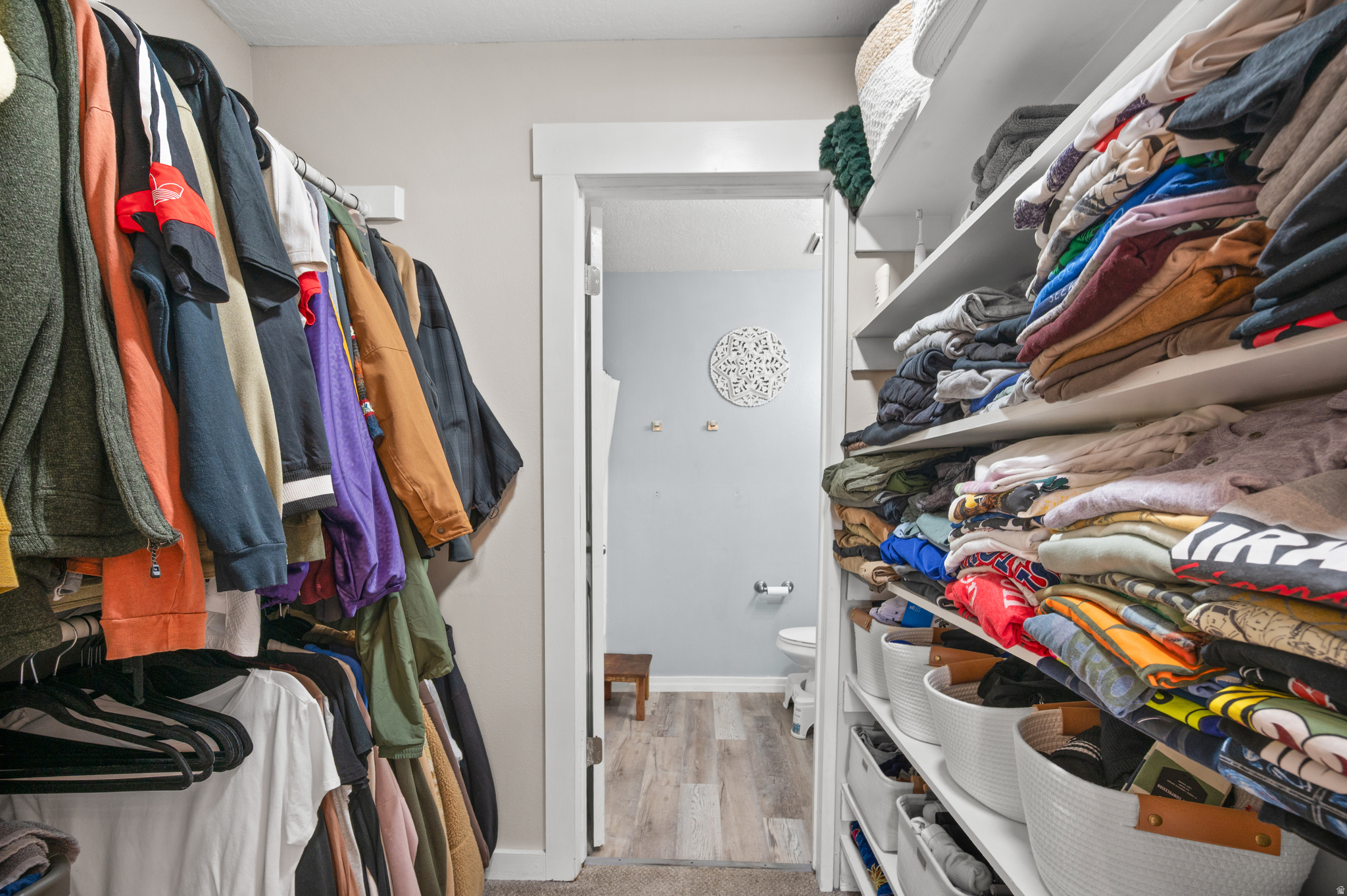 HOLLADAY CREEK COND - Residential