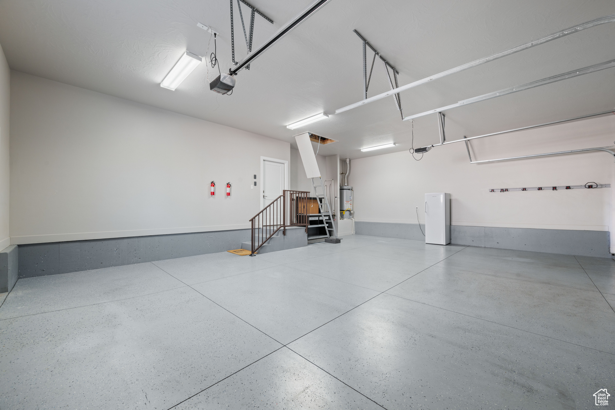 BELLA VISTA AT STONE MOUNTAIN - Residential