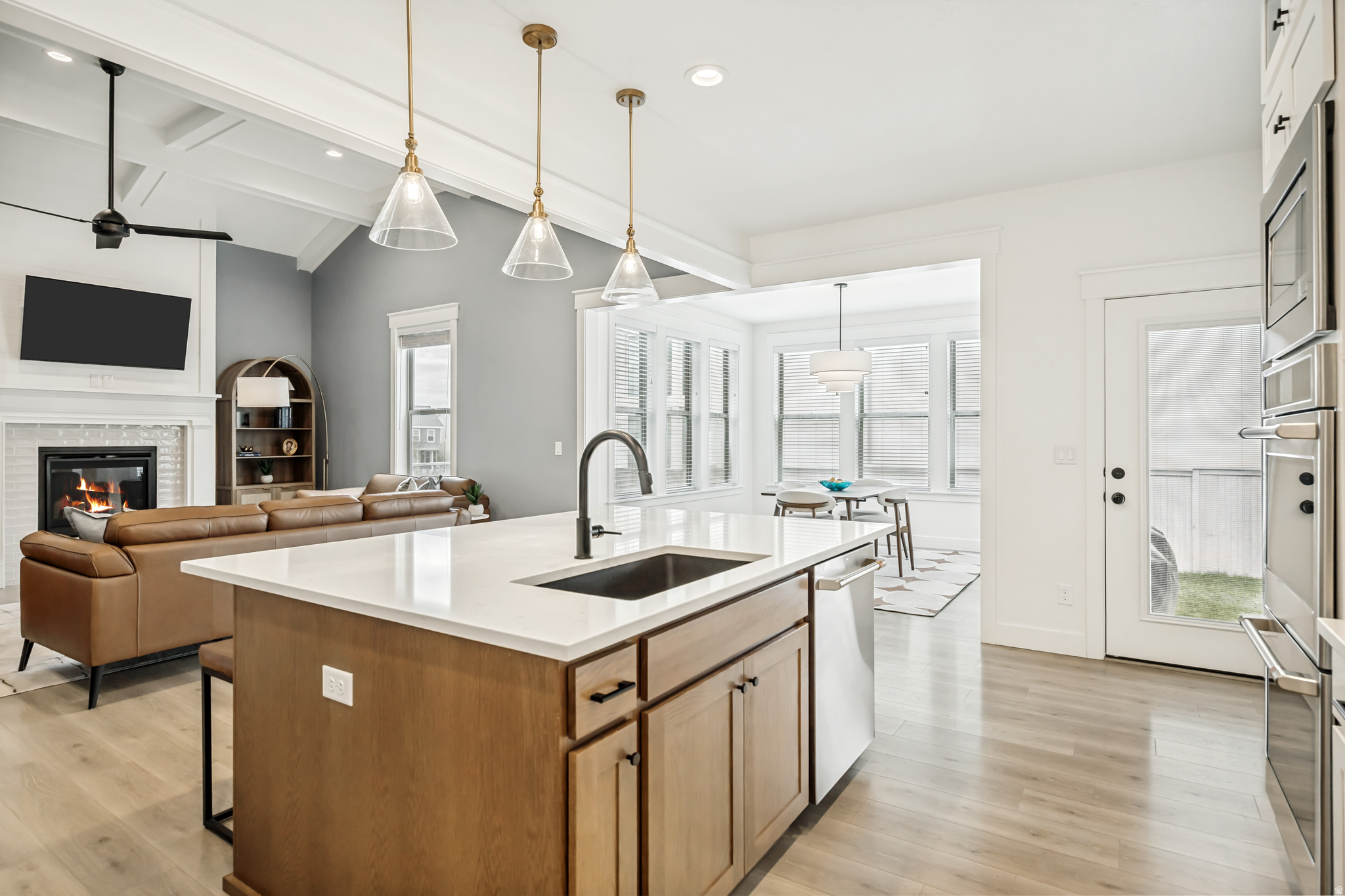 DAYBREAK - Residential