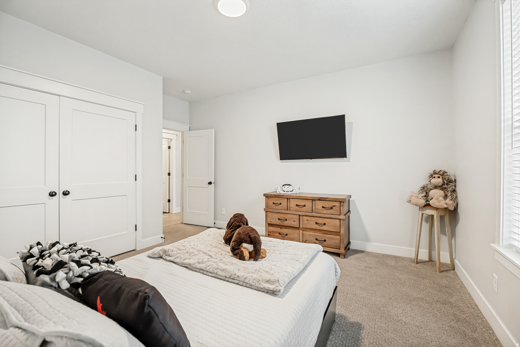 DAYBREAK - Residential