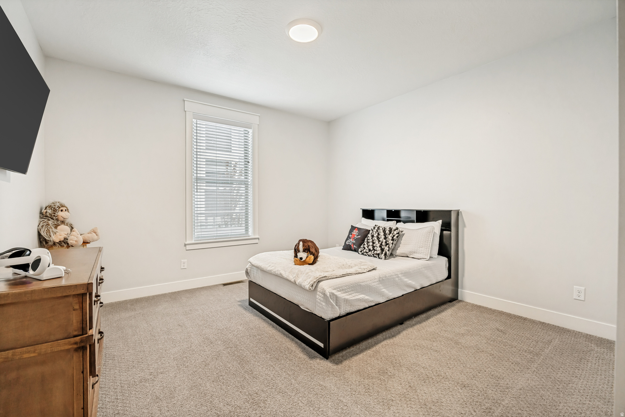 DAYBREAK - Residential