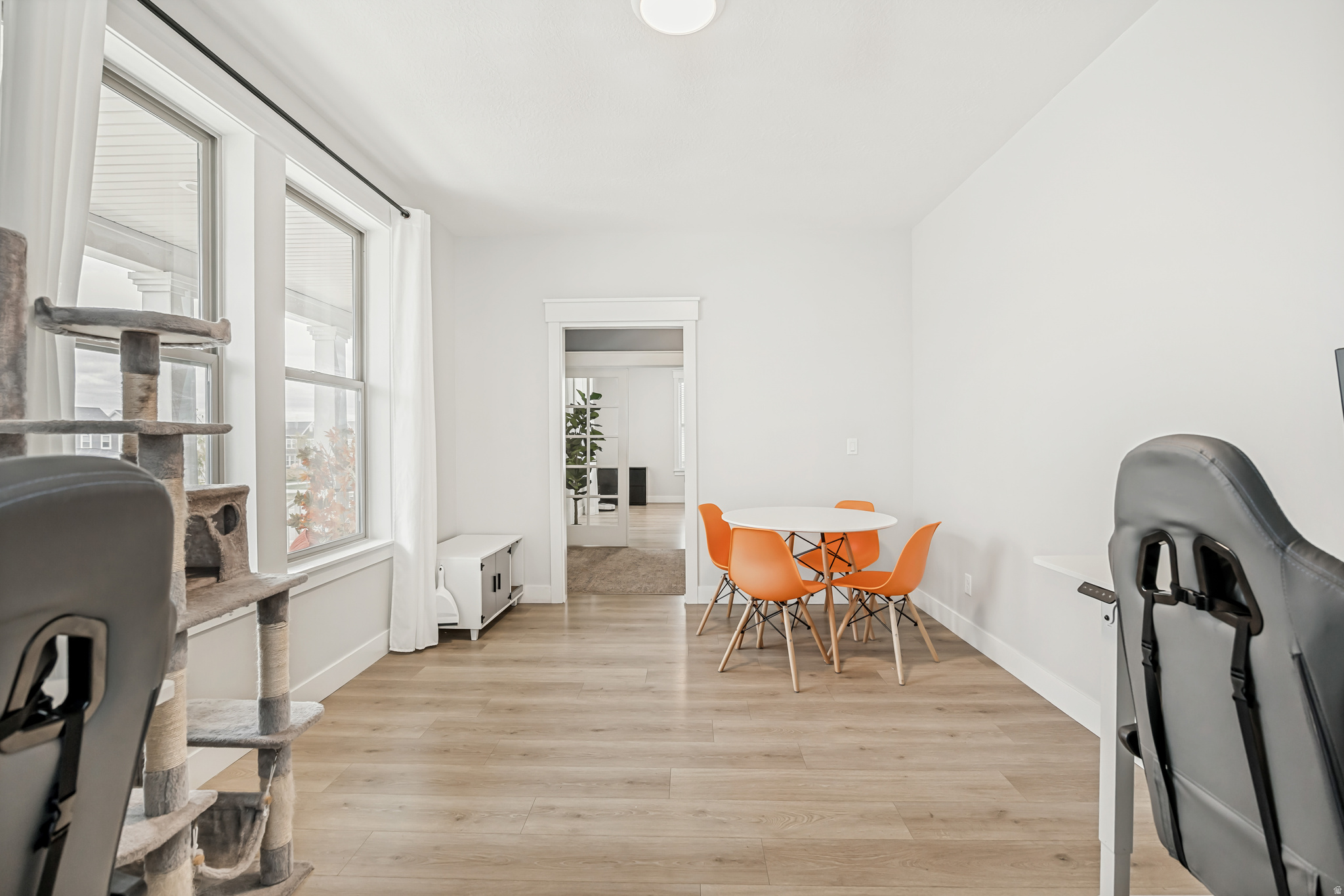 DAYBREAK - Residential