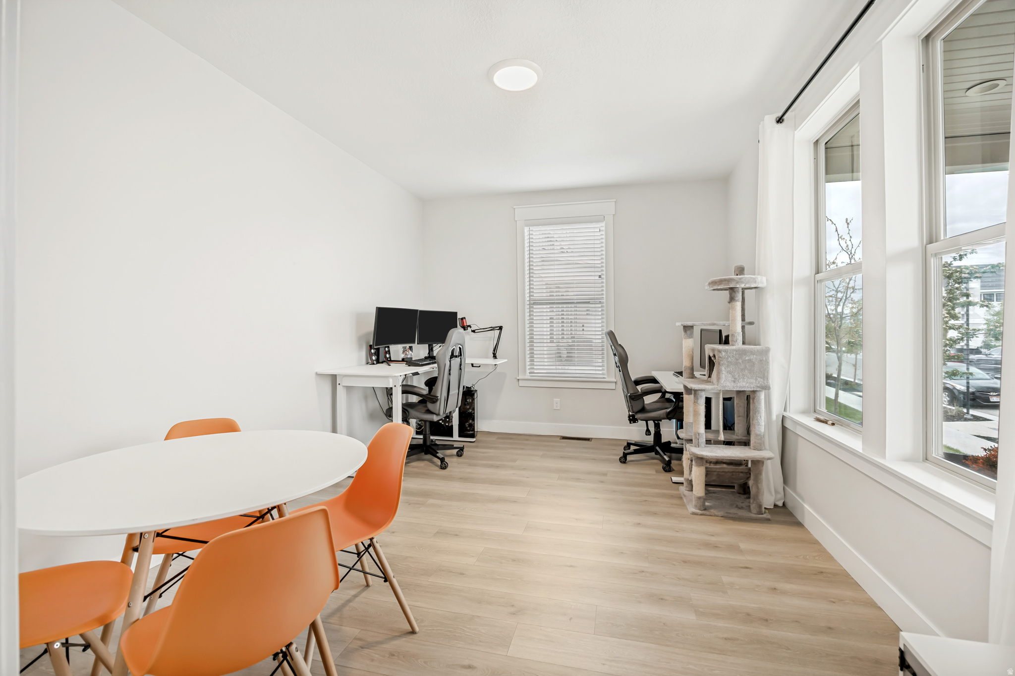 DAYBREAK - Residential