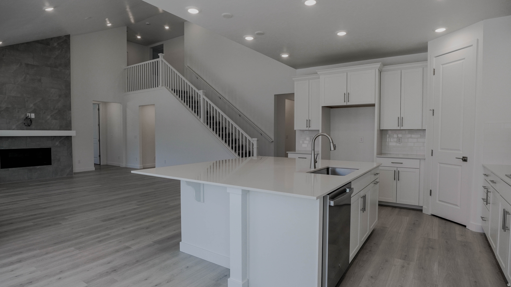 CANTON RIDGE - Residential