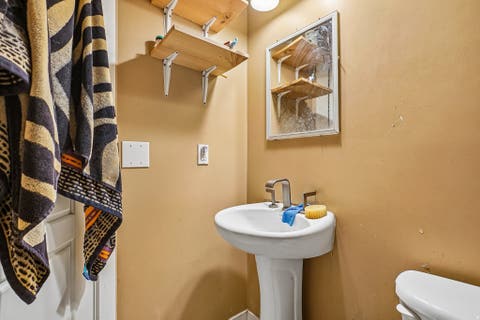 Tiny photo for 2919 W 2730 S, West Valley City, UT 84119 (MLS # 2175439)