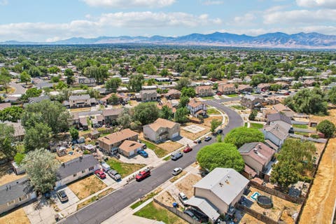 Tiny photo for 2919 W 2730 S, West Valley City, UT 84119 (MLS # 2175439)