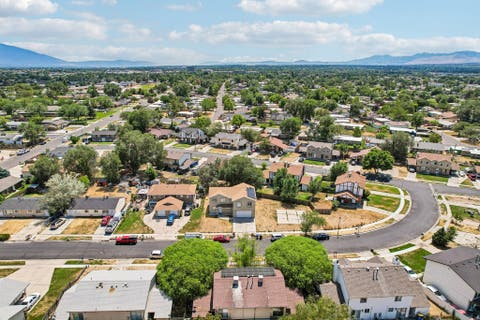 Tiny photo for 2919 W 2730 S, West Valley City, UT 84119 (MLS # 2175439)