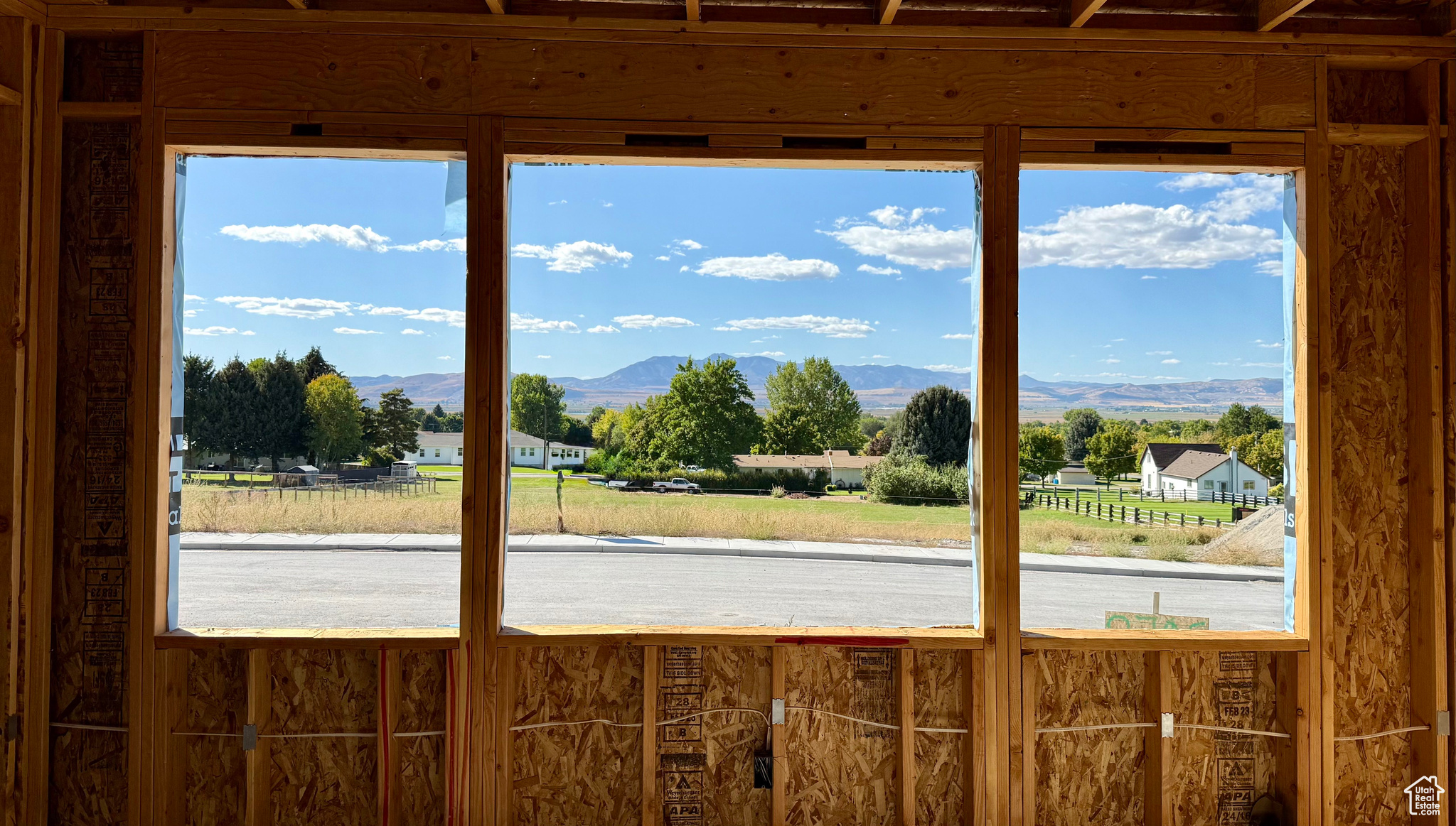 JOHNSON VIEW ESTATES - Residential