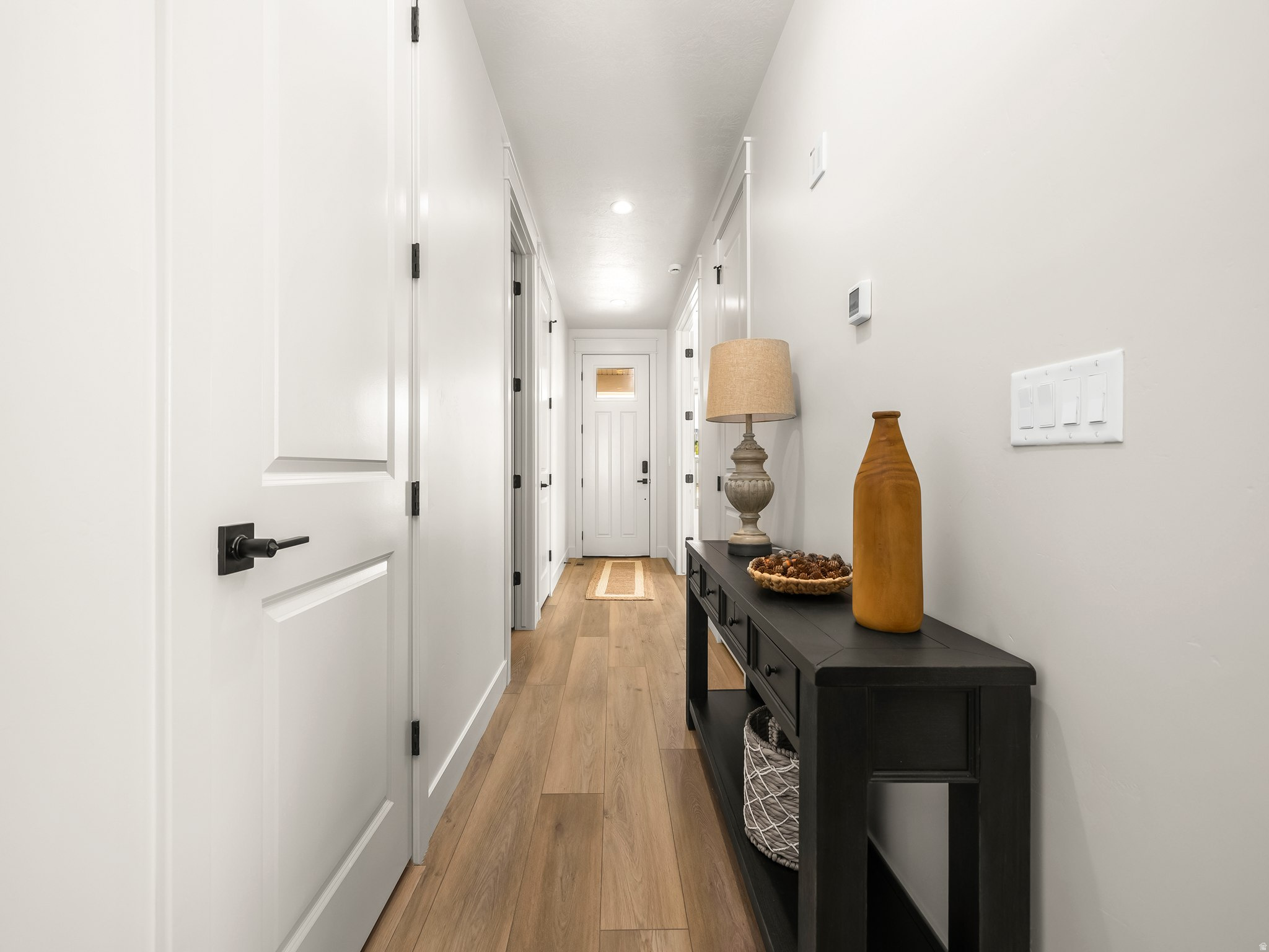 MOUNT LOAFER FLATS - Residential