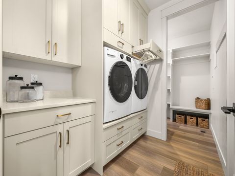 Tiny photo for 299 N 1070 E, Payson, UT 84651 (MLS # 2145860)