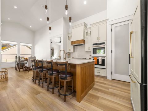 Tiny photo for 299 N 1070 E, Payson, UT 84651 (MLS # 2145860)