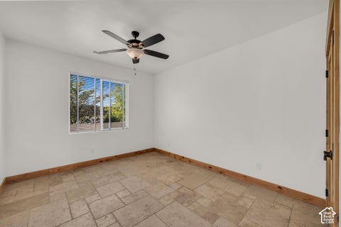 Tiny photo for 1720 LAVA COVE DR, Santa Clara, UT 84765 (MLS # 2190251)