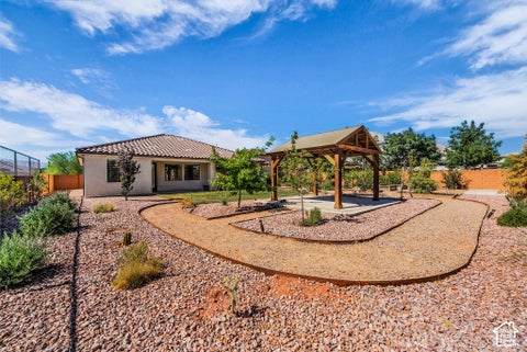 Tiny photo for 1720 LAVA COVE DR, Santa Clara, UT 84765 (MLS # 2190251)