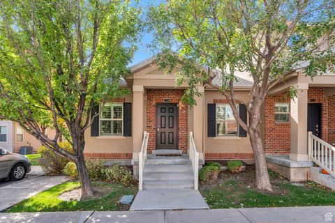 Tiny photo for 256 E BACKHAND LN, Lehi, UT 84043 (MLS # 2117512)