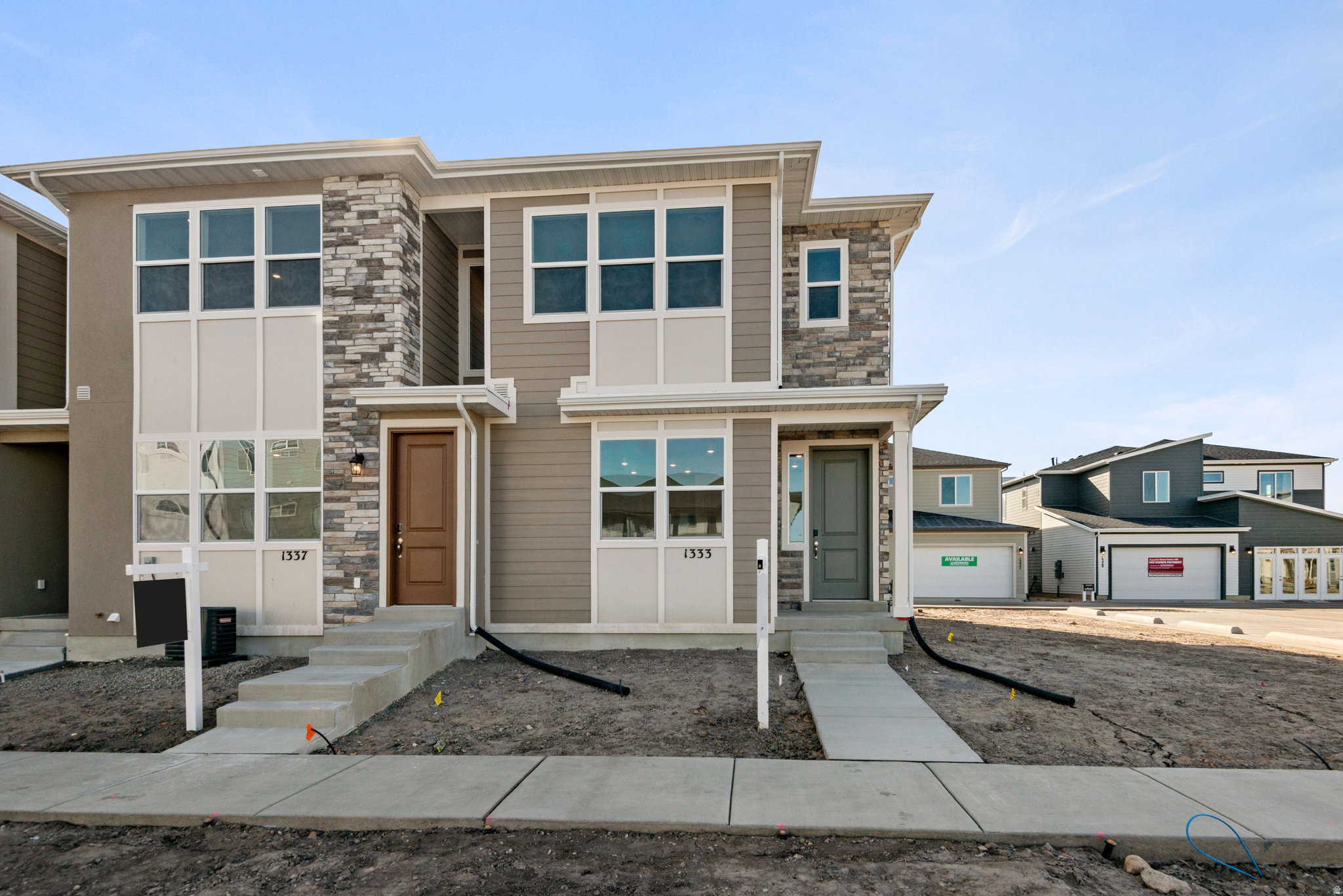 VILLAGES AT ARROWHEAD PARK - Residential