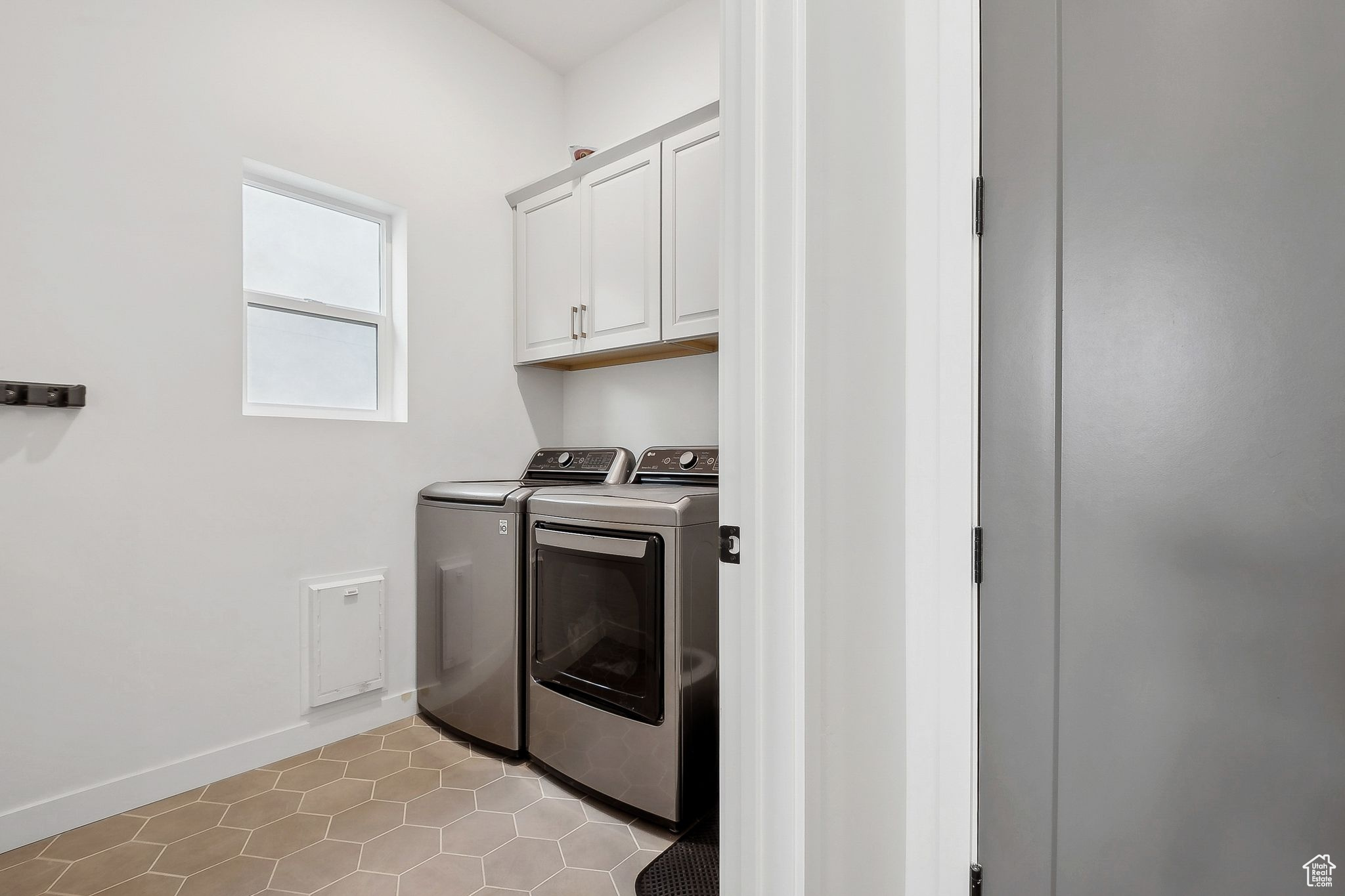 1301 E Hollyhock Way, Layton, Utah image 21