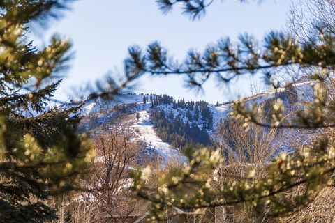 Tiny photo for 4422 N SNYDERS WAY, Park City, UT 84098 (MLS # 2127207)