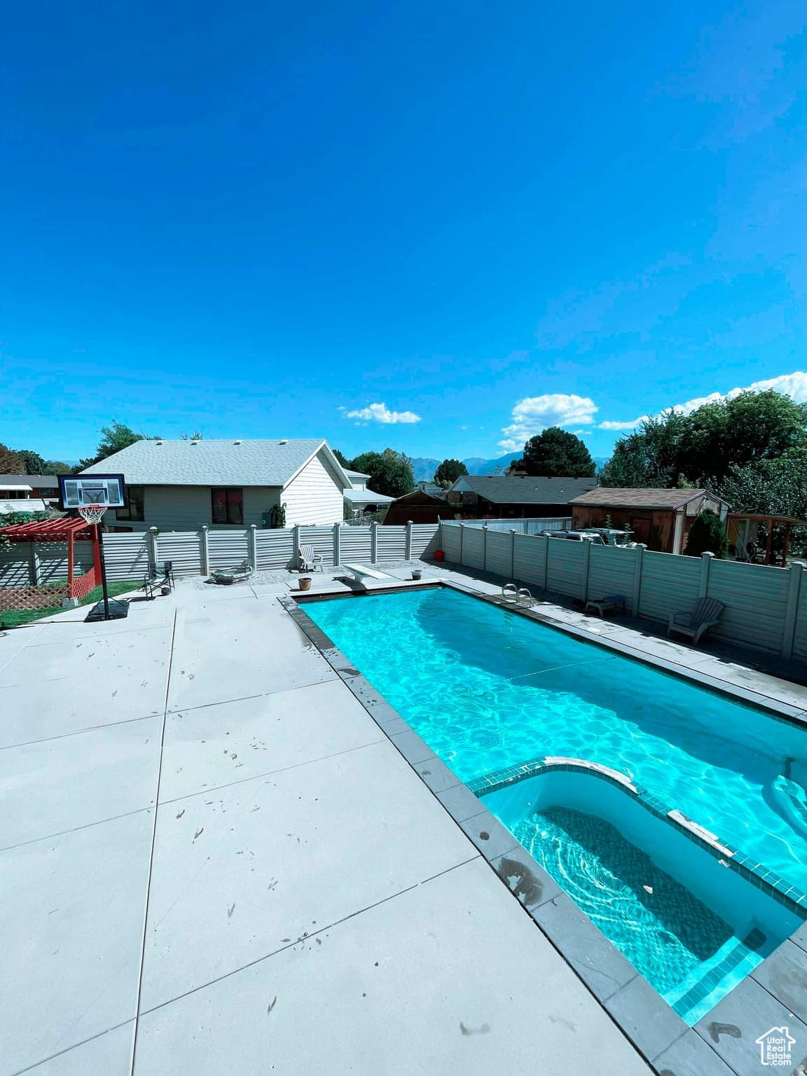 SPRINGBROOK ESTATES - Residential