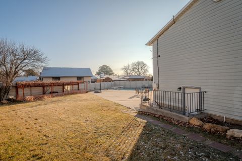 Tiny photo for 7529 S SPRINGBROOK DR W, West Jordan, UT 84084 (MLS # 2131966)