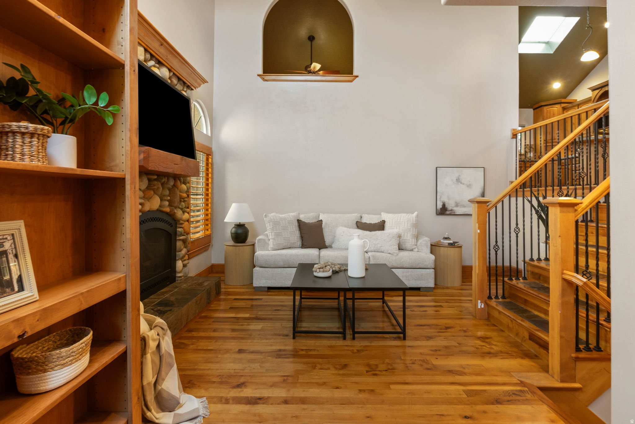 SPRING CIRCLE - Residential