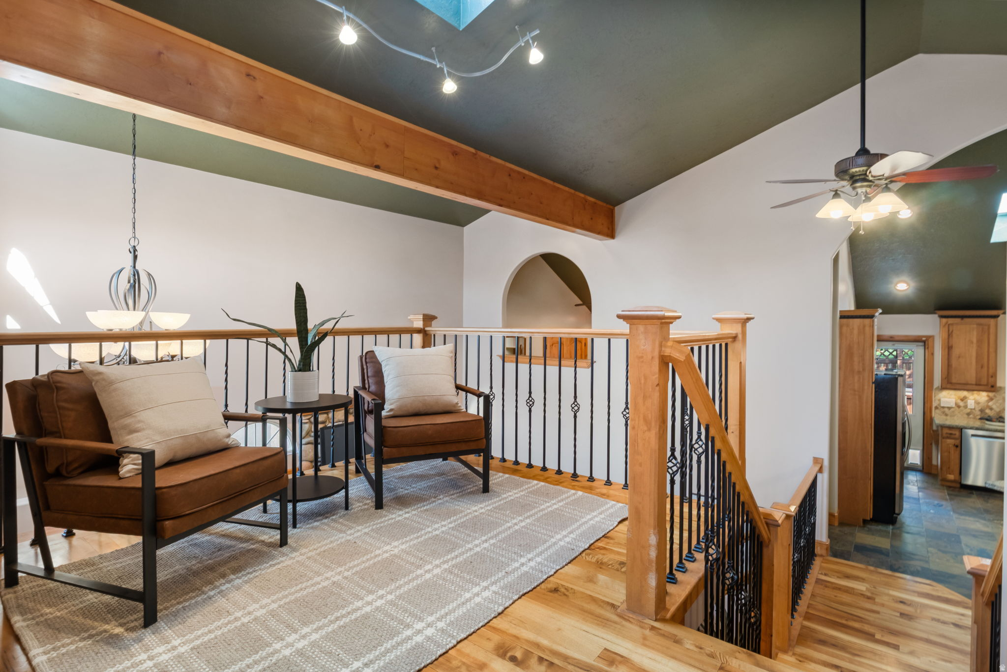 SPRING CIRCLE - Residential