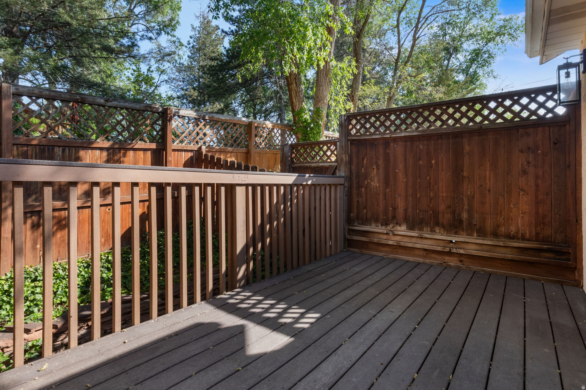 SPRING CIRCLE - Residential