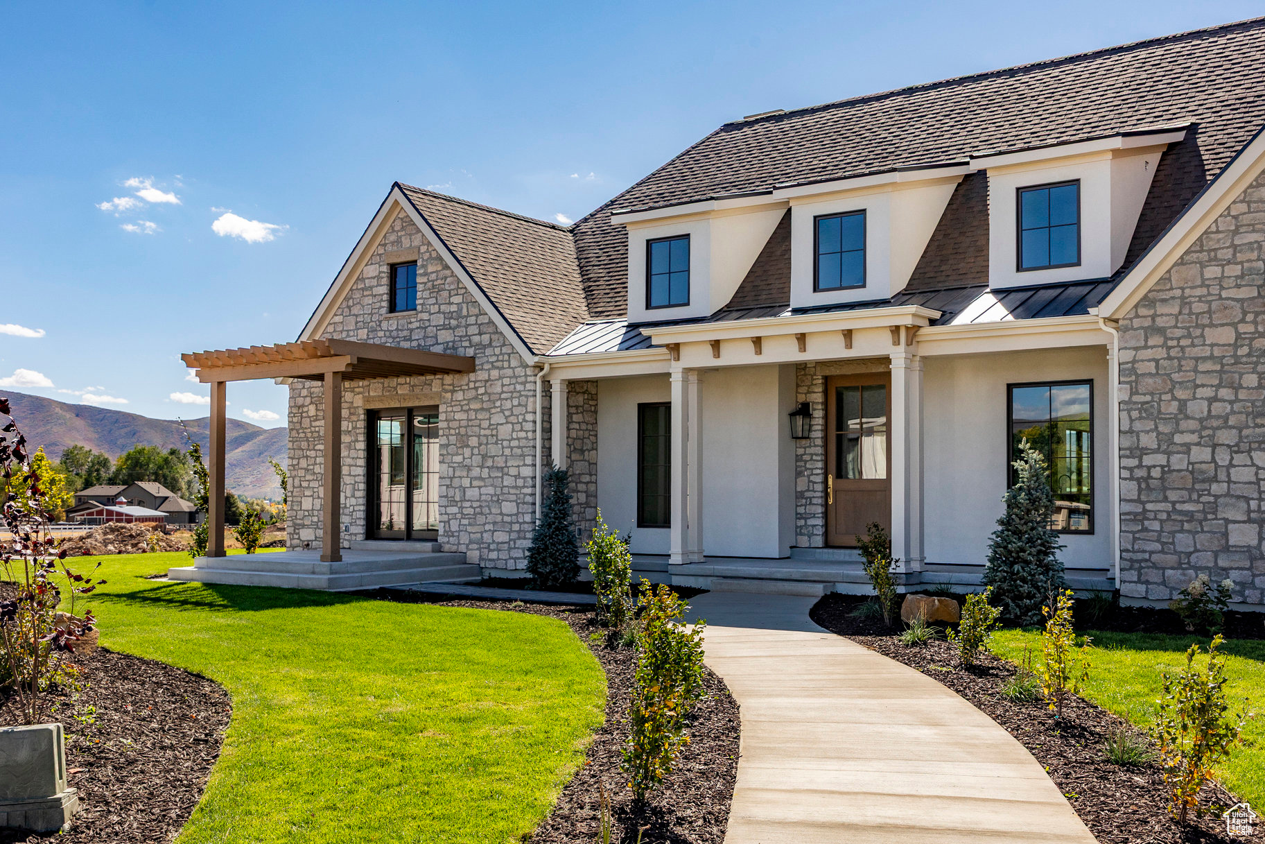 SADDLECREEK - Residential