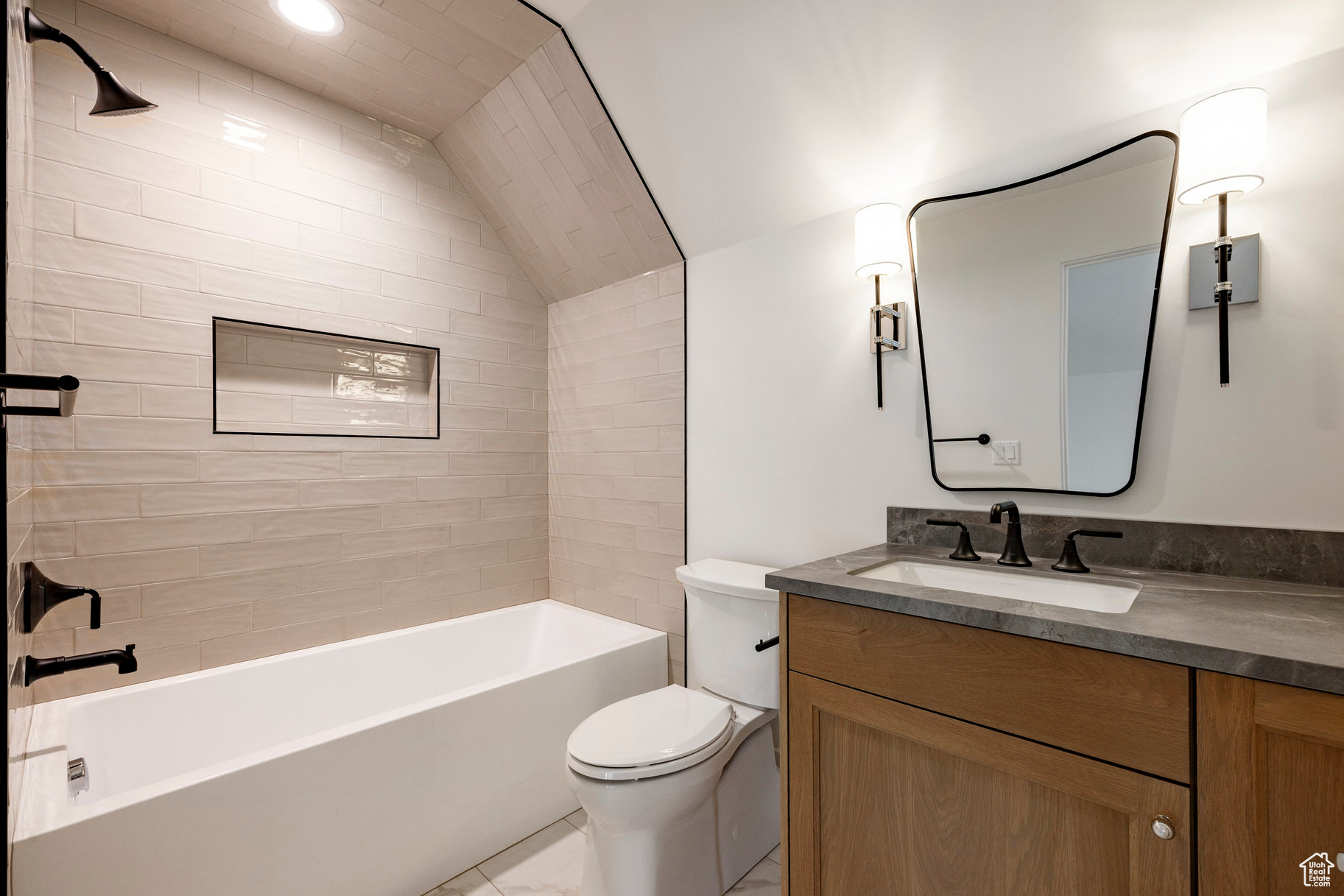 SADDLECREEK - Residential