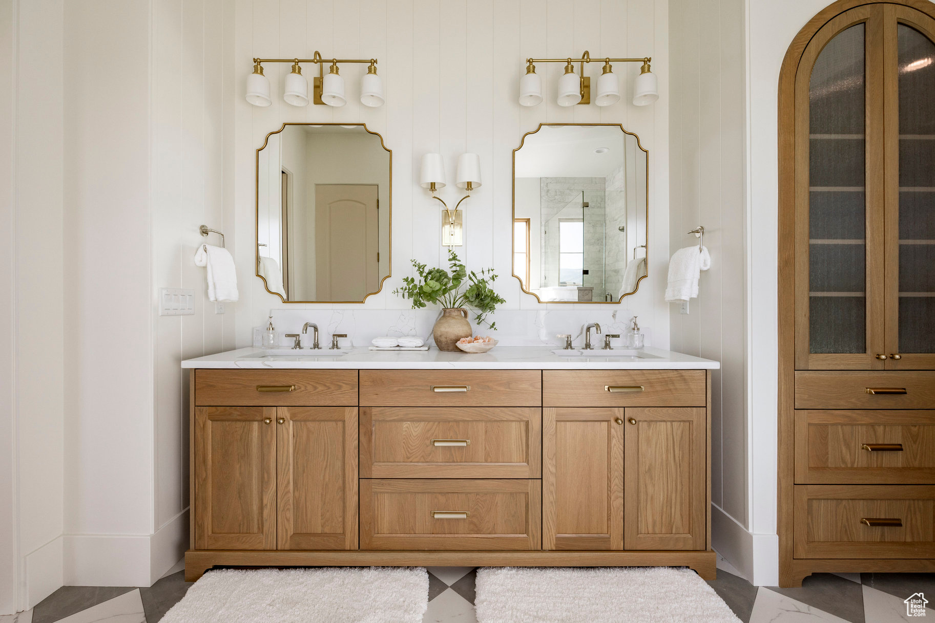 SADDLECREEK - Residential