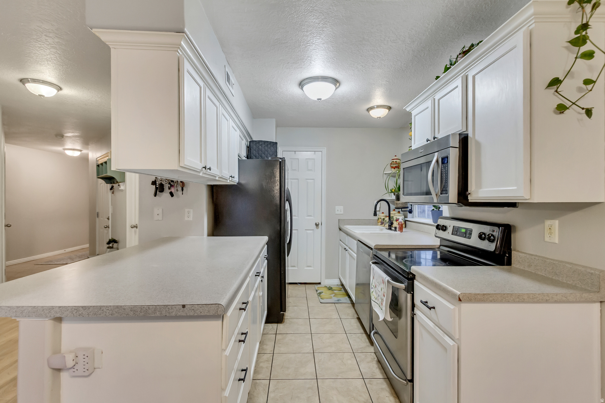 THE BLUFFS - Residential