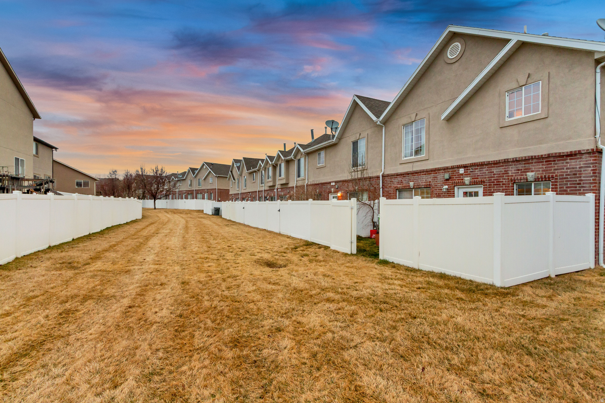 THE BLUFFS - Residential
