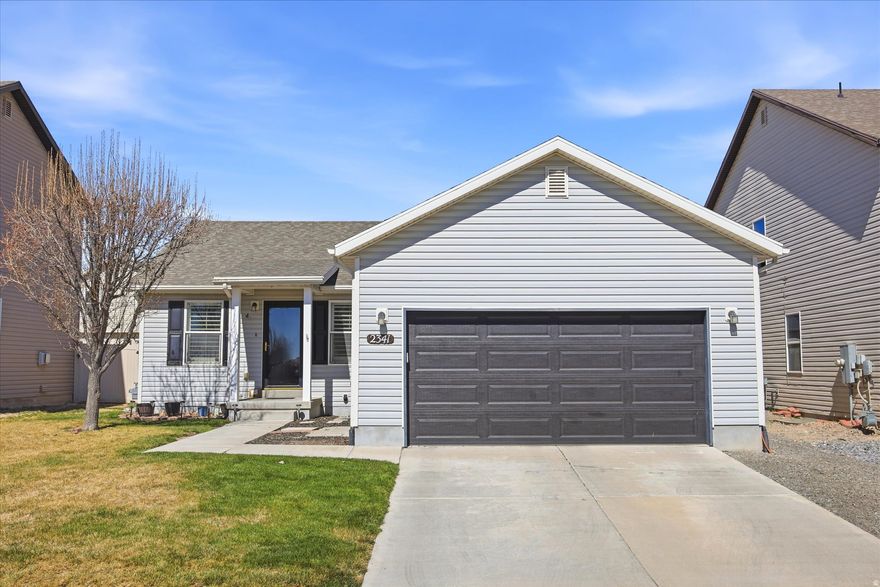 Meticulously cared for home in a quiet and peaceful neighborhood! Partially finished basement with room to grow. Fully fenced yard and recently repainted garage!