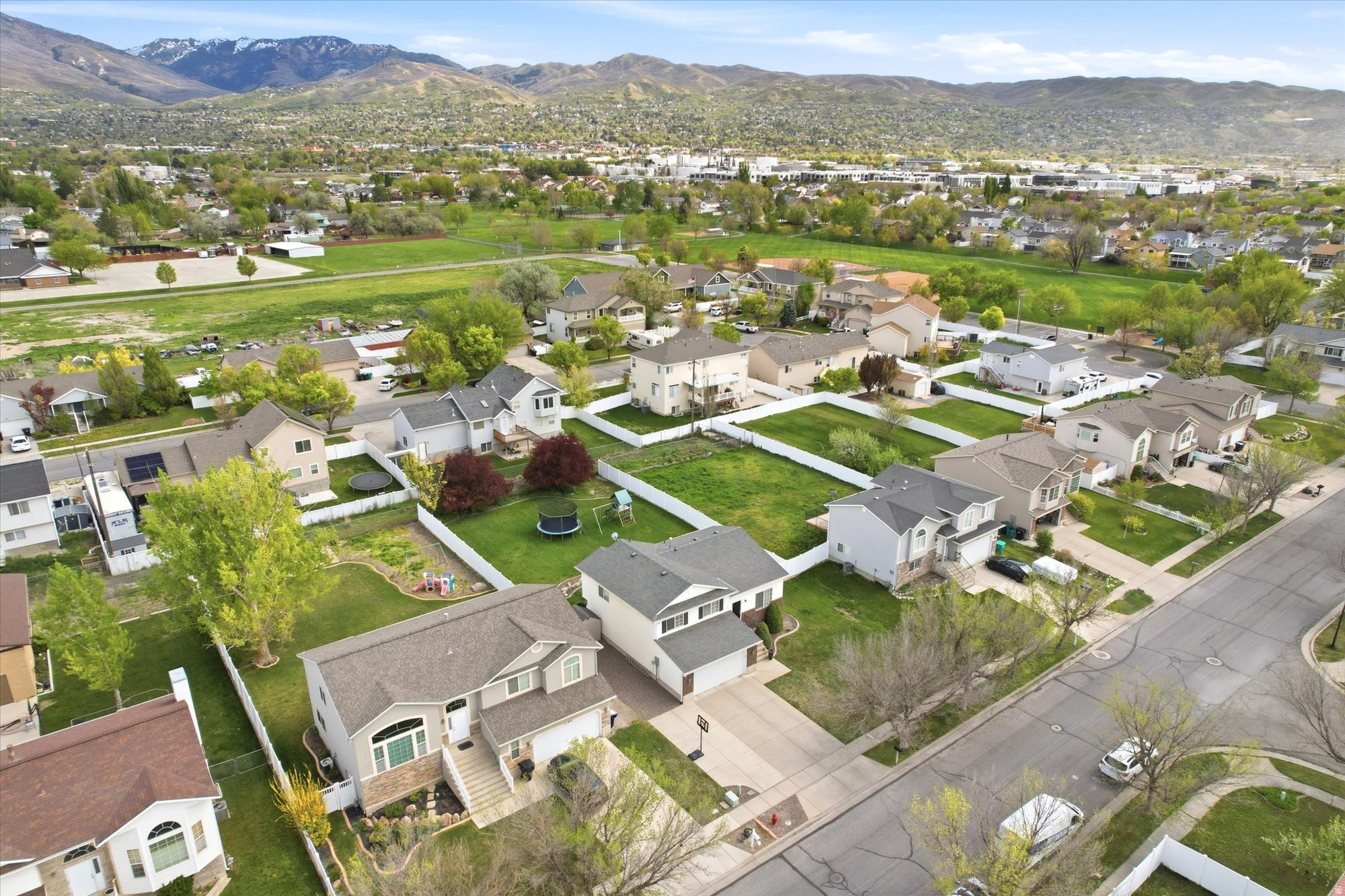 CLOVER DELL PARK NO - Residential