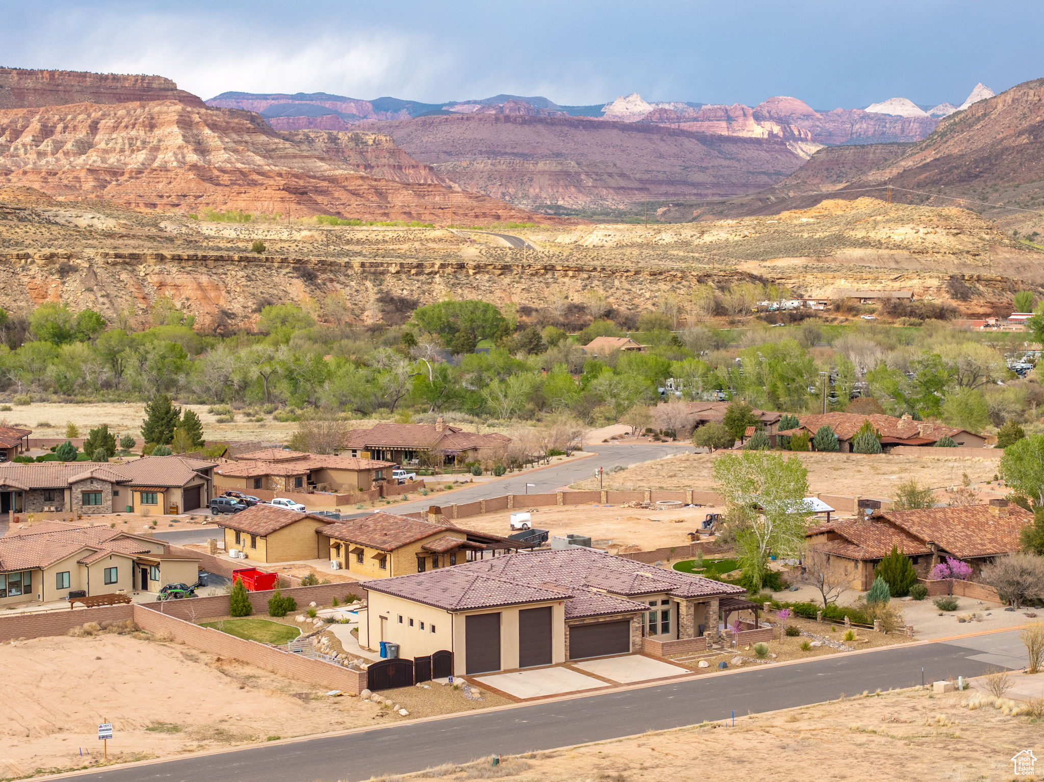 470 E Entrada Dr, Virgin, Utah image 3